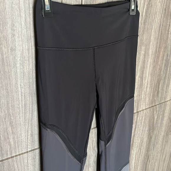 Lululemon Athletica leggings - Picture 5 of 16